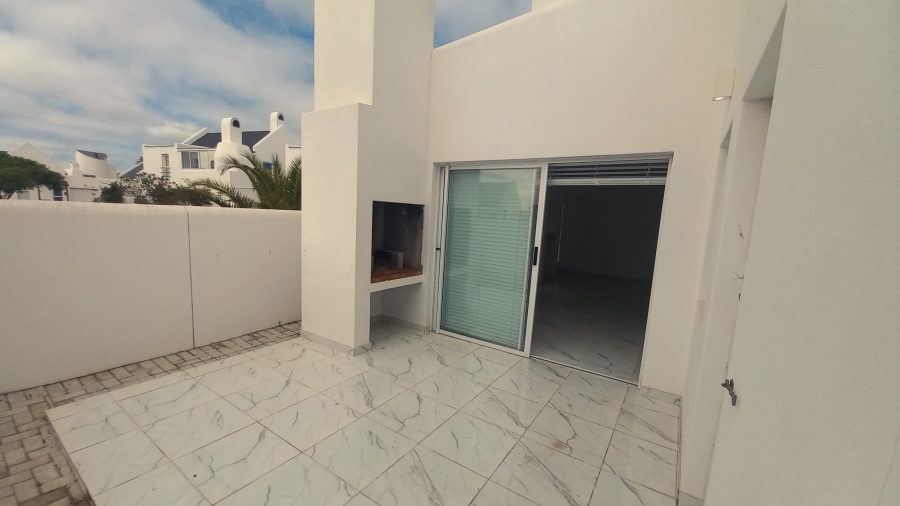 2 Bedroom Property for Sale in Lampiesbaai Western Cape